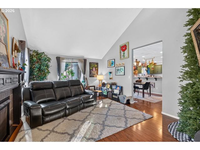 316 Ne STORMY St, Albany, OR 97322