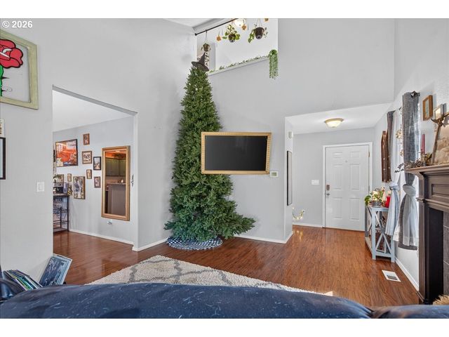 316 Ne STORMY St, Albany, OR 97322