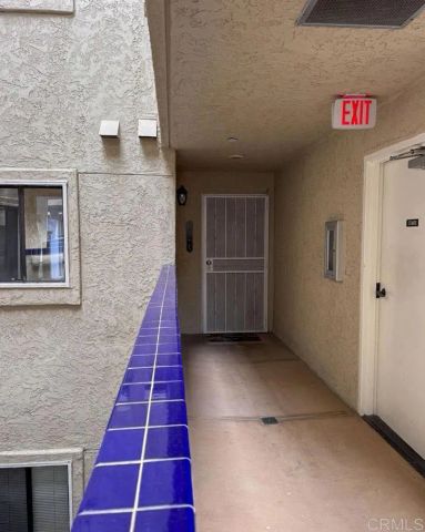 12132 Royal Birkdale Row 202, San Diego, CA 92128
