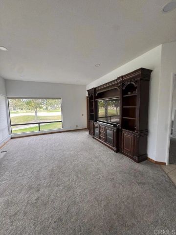 12132 Royal Birkdale Row 202, San Diego, CA 92128