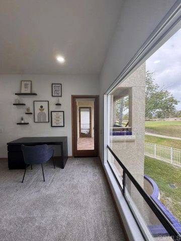 12132 Royal Birkdale Row 202, San Diego, CA 92128