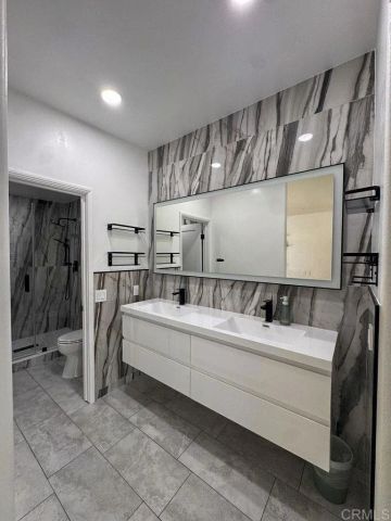 12132 Royal Birkdale Row 202, San Diego, CA 92128