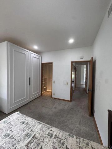 12132 Royal Birkdale Row 202, San Diego, CA 92128