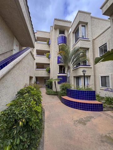 12132 Royal Birkdale Row 202, San Diego, CA 92128