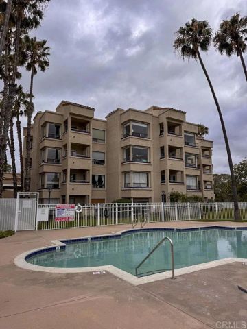 12132 Royal Birkdale Row 202, San Diego, CA 92128