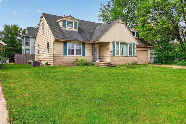 1212 Clark Street, Janesville, WI 53545