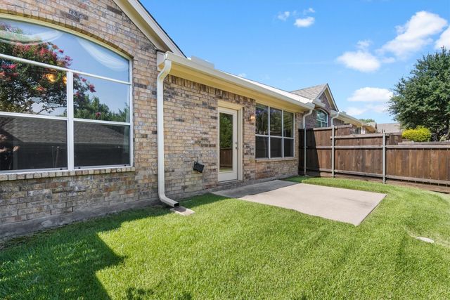 2833 Mott Street, Plano, TX 75025