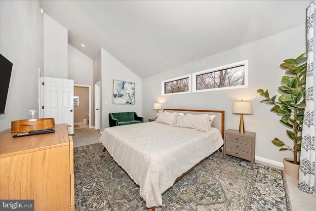 90 ATLATL LN, Hedgesville, WV 25427