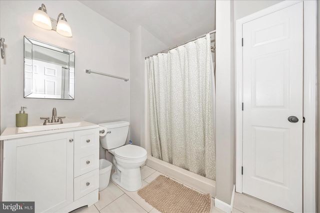 90 ATLATL LN, Hedgesville, WV 25427