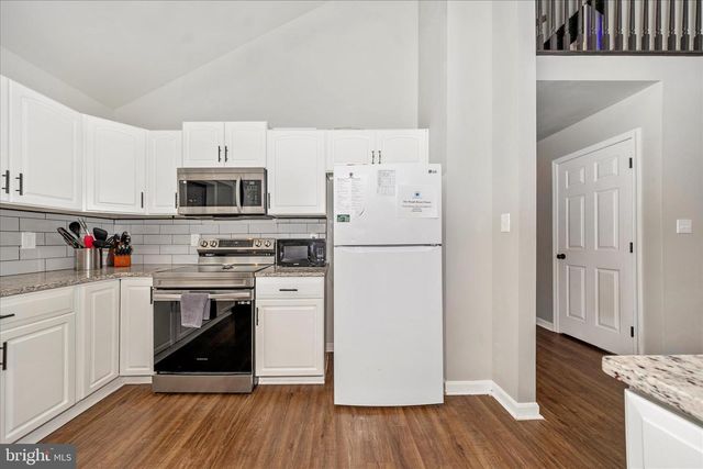 90 ATLATL LN, Hedgesville, WV 25427