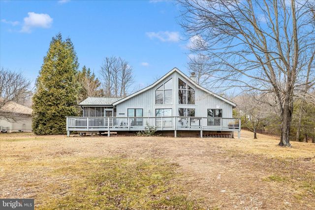 90 ATLATL LN, Hedgesville, WV 25427