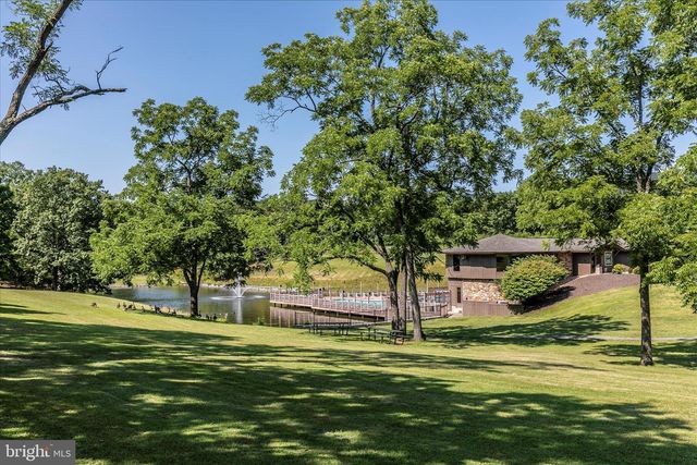 90 ATLATL LN, Hedgesville, WV 25427