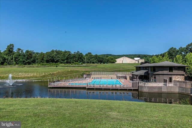 90 ATLATL LN, Hedgesville, WV 25427