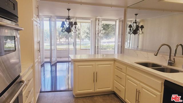 32724 Coastsite Drive 105, Rancho Palos Verdes, CA 90275