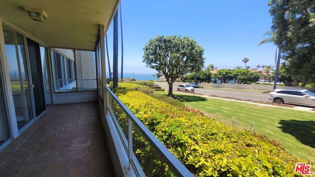 32724 Coastsite Drive 105, Rancho Palos Verdes, CA 90275