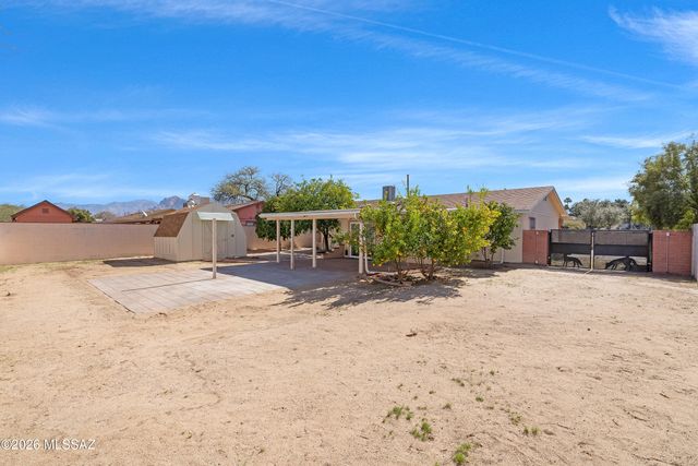 7313 N Camino De La Tierra, Tucson, AZ 85741