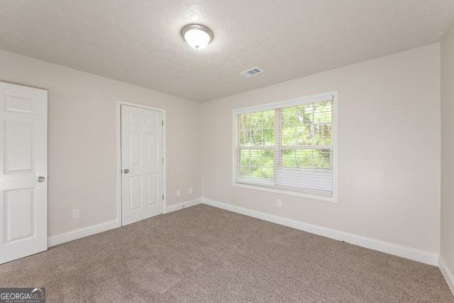 1599 Queen Elizabeth Drive, Locust Grove, GA 30248