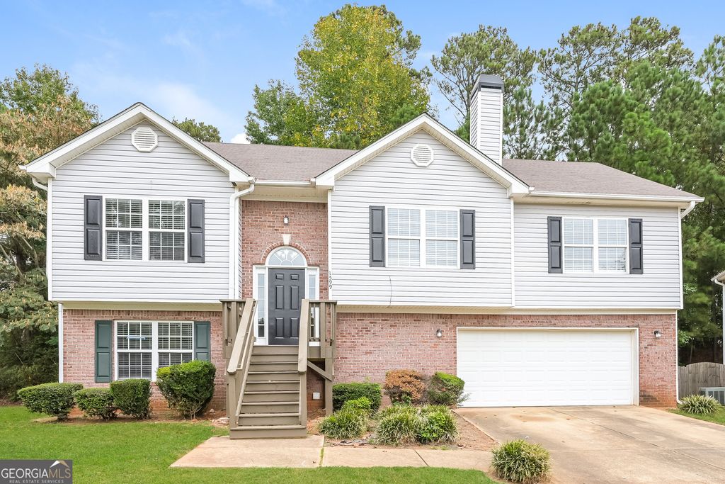 1599 Queen Elizabeth Drive, Locust Grove, GA 30248