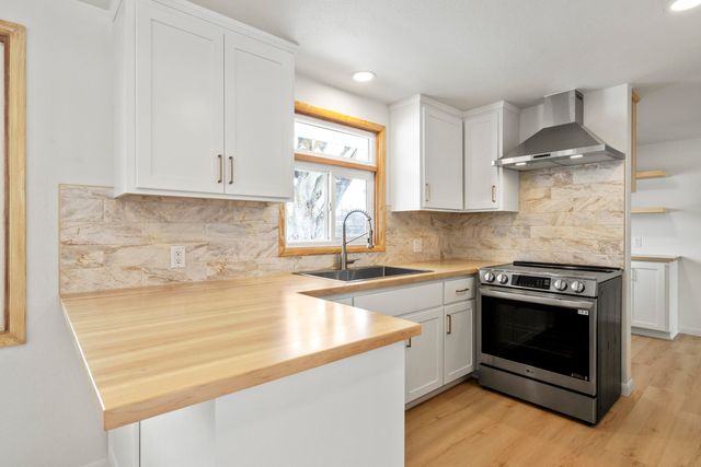 3939 Hope Street, Klamath Falls, OR 97603