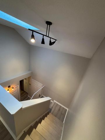 7625 Edinborough Way 2318, Edina, MN 55435