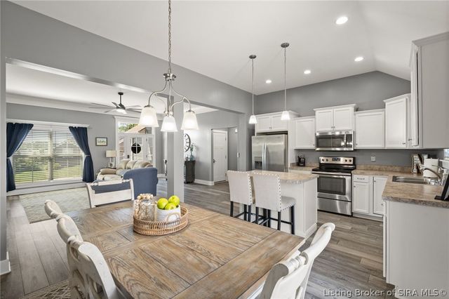 6006 Deer Trace Way, Georgetown, IN 47122