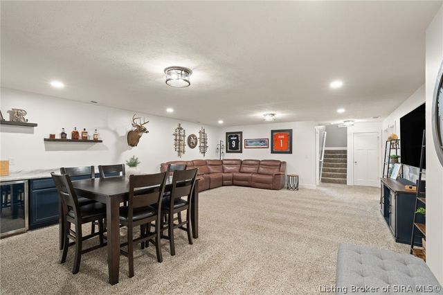 6006 Deer Trace Way, Georgetown, IN 47122