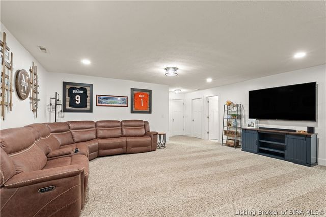 6006 Deer Trace Way, Georgetown, IN 47122