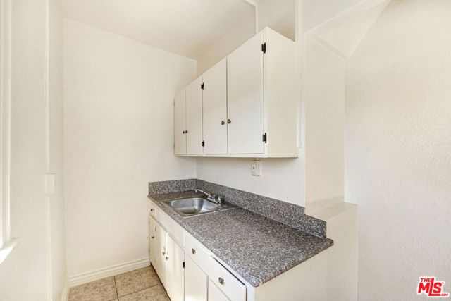 807 S Fedora Street 205, Los Angeles, CA 90005