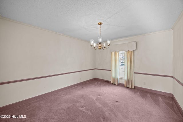 1206 W Highland Avenue, Kinston, NC 28501