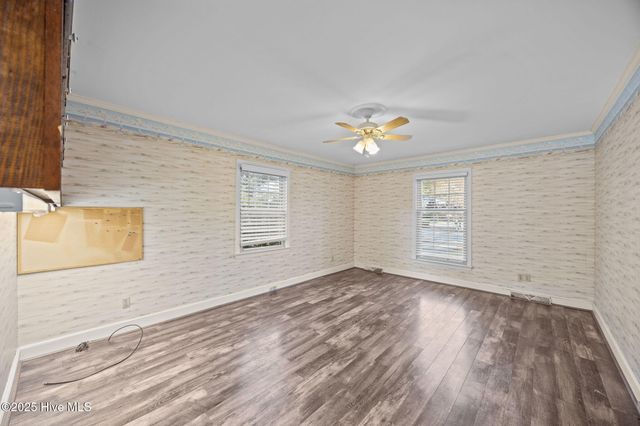 1206 W Highland Avenue, Kinston, NC 28501