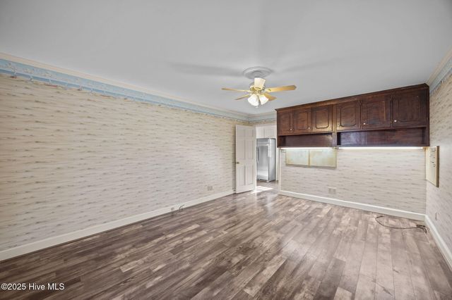 1206 W Highland Avenue, Kinston, NC 28501