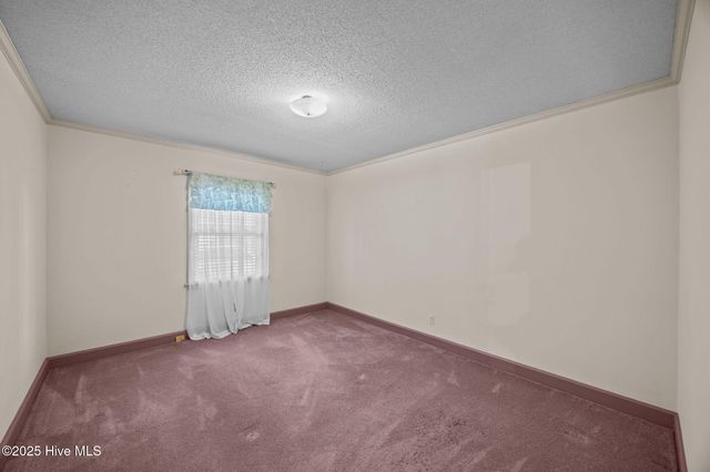 1206 W Highland Avenue, Kinston, NC 28501