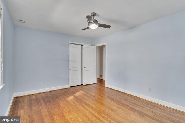 2446 N JEFFERSON ST, Arlington, VA 22207