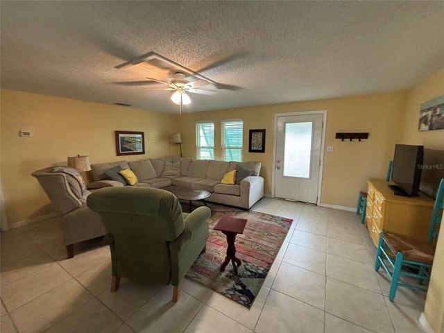 650 HARTFORD DRIVE NW, Port Charlotte, FL 33952