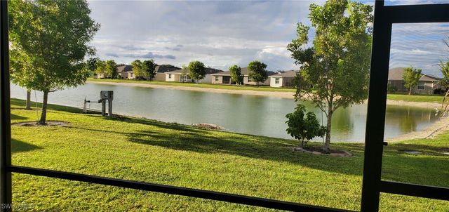 10709 Crossback LN, Lehigh Acres, FL 33936