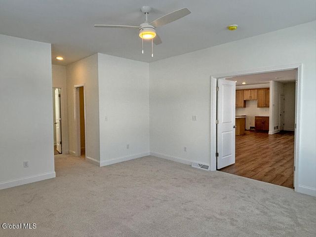 15 Eastpointe Drive, Wilton, NY 12866