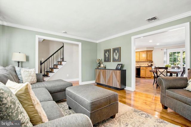 1013 BUNTING RD, Norristown, PA 19403