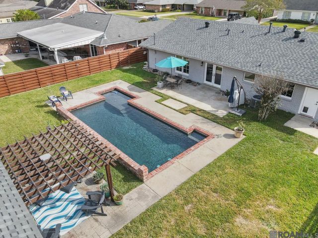 6449 Peggy St, Baton Rouge, LA 70808