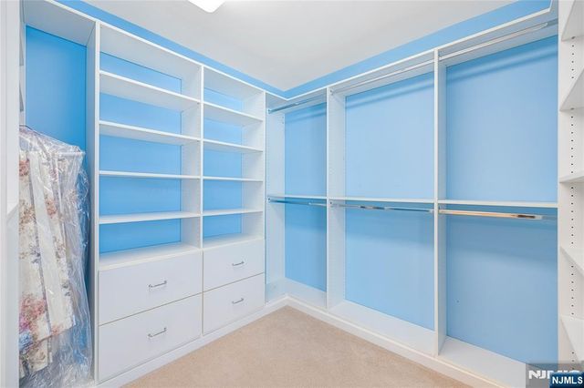 401 Dercole 111, Norwood, NJ 07642