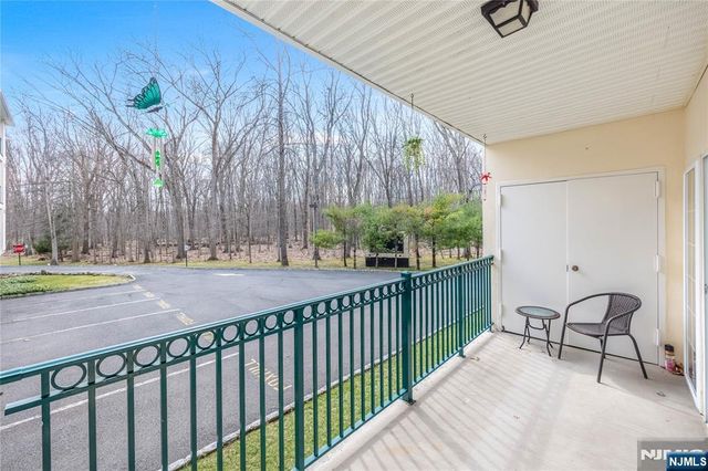 401 Dercole 111, Norwood, NJ 07642