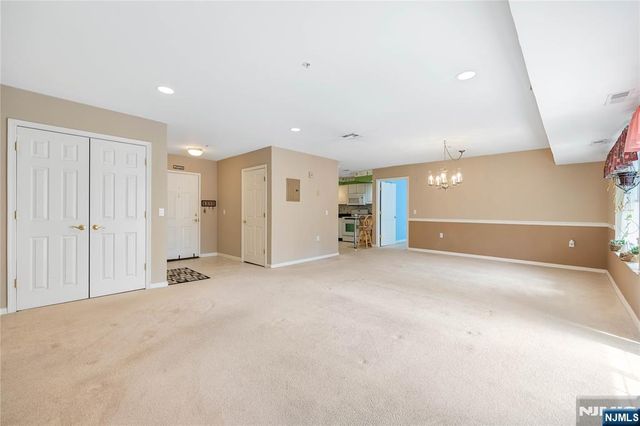 401 Dercole 111, Norwood, NJ 07642