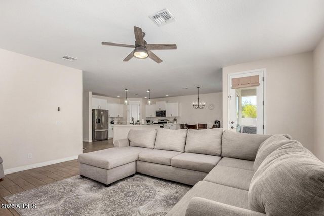 11548 E CORBIN Avenue, Mesa, AZ 85212