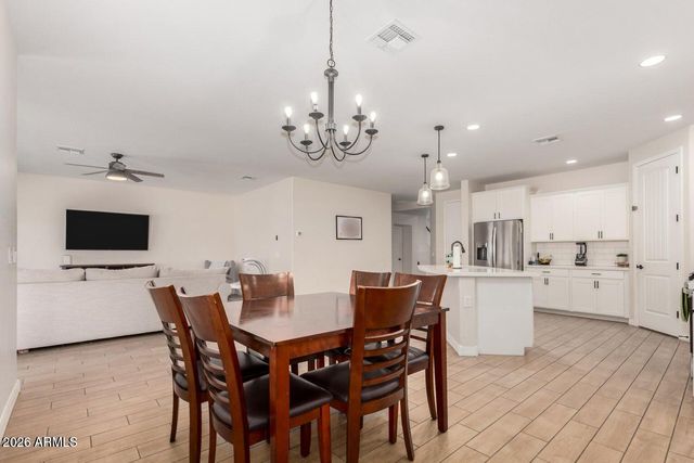 11548 E CORBIN Avenue, Mesa, AZ 85212