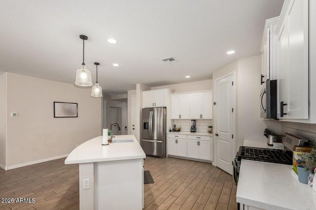 11548 E CORBIN Avenue, Mesa, AZ 85212