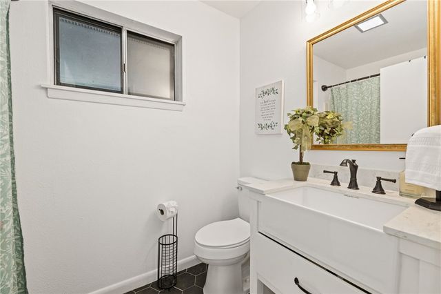 4 Billingsley Lane, Bella Vista, AR 72715