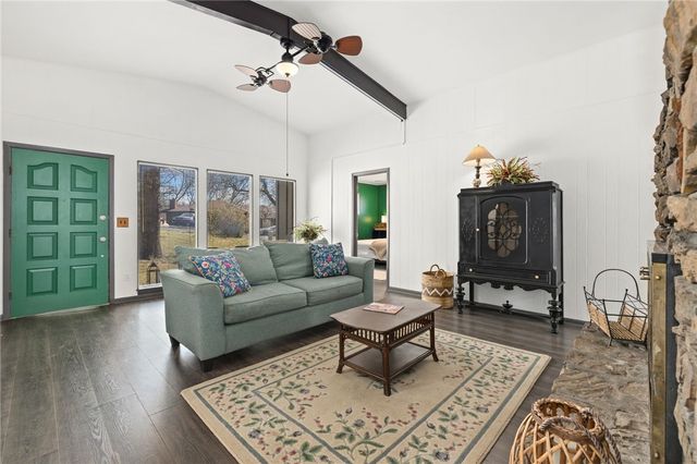 4 Billingsley Lane, Bella Vista, AR 72715