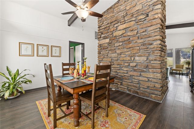 4 Billingsley Lane, Bella Vista, AR 72715