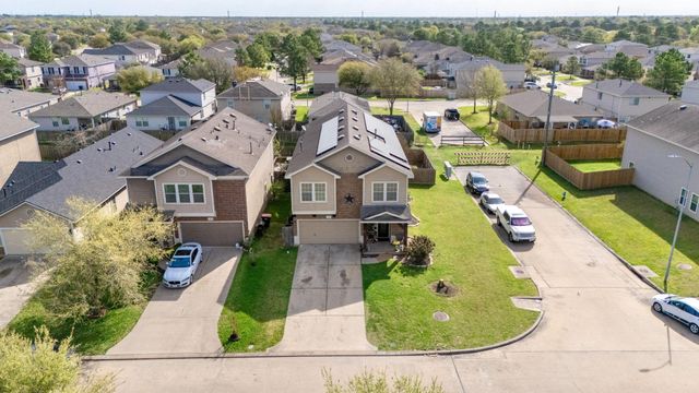 7852 Galleon Field Lane, Cypress, TX 77433
