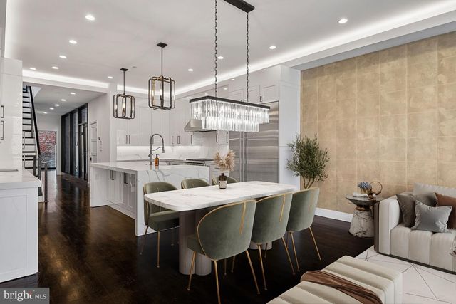 722 N 3RD ST, Philadelphia, PA 19123