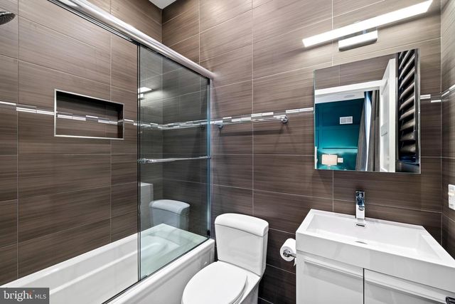 722 N 3RD ST, Philadelphia, PA 19123